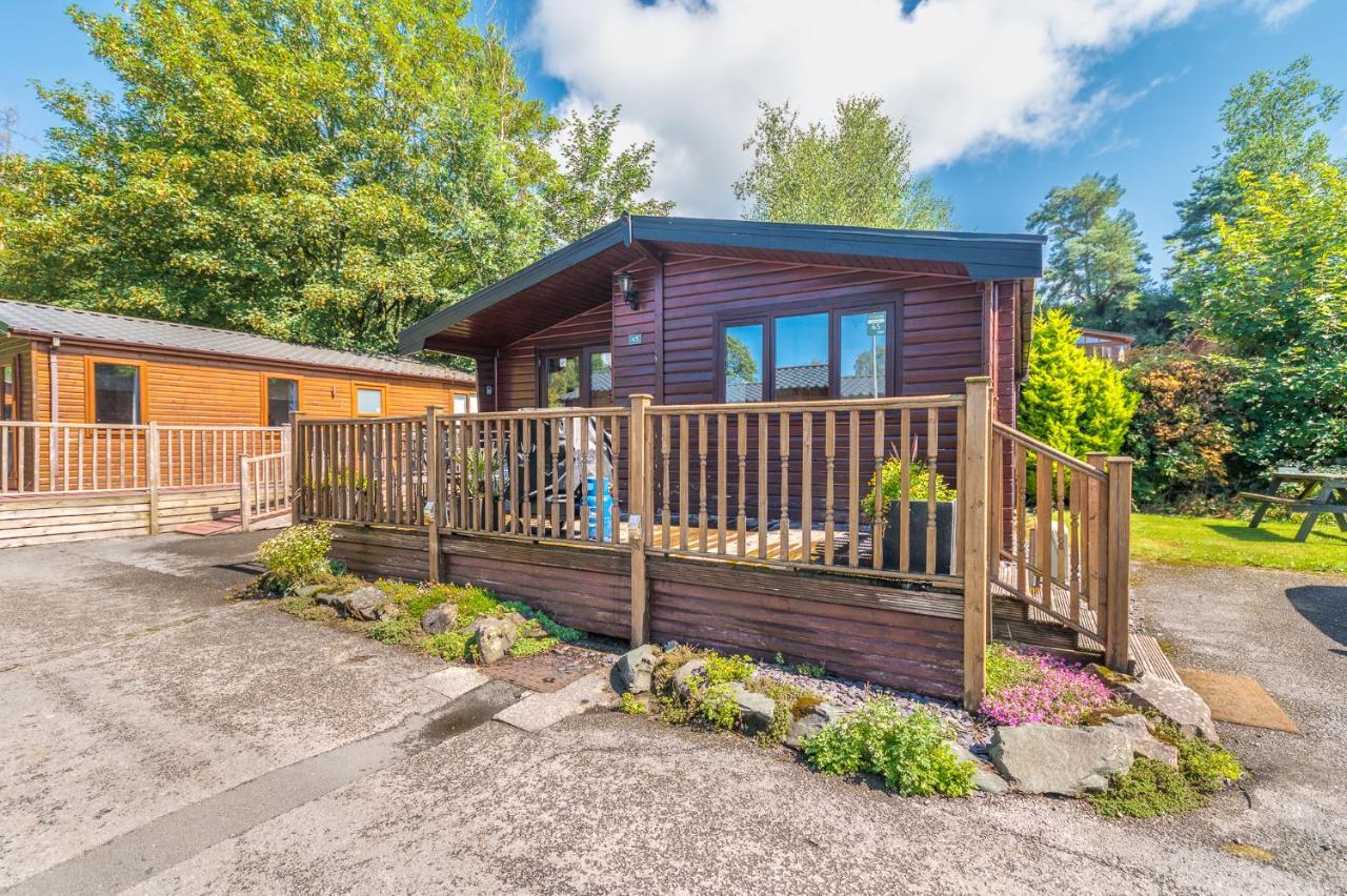 Bowness 45 - 2 Bedroom Lake Windermere Lodge מראה חיצוני תמונה