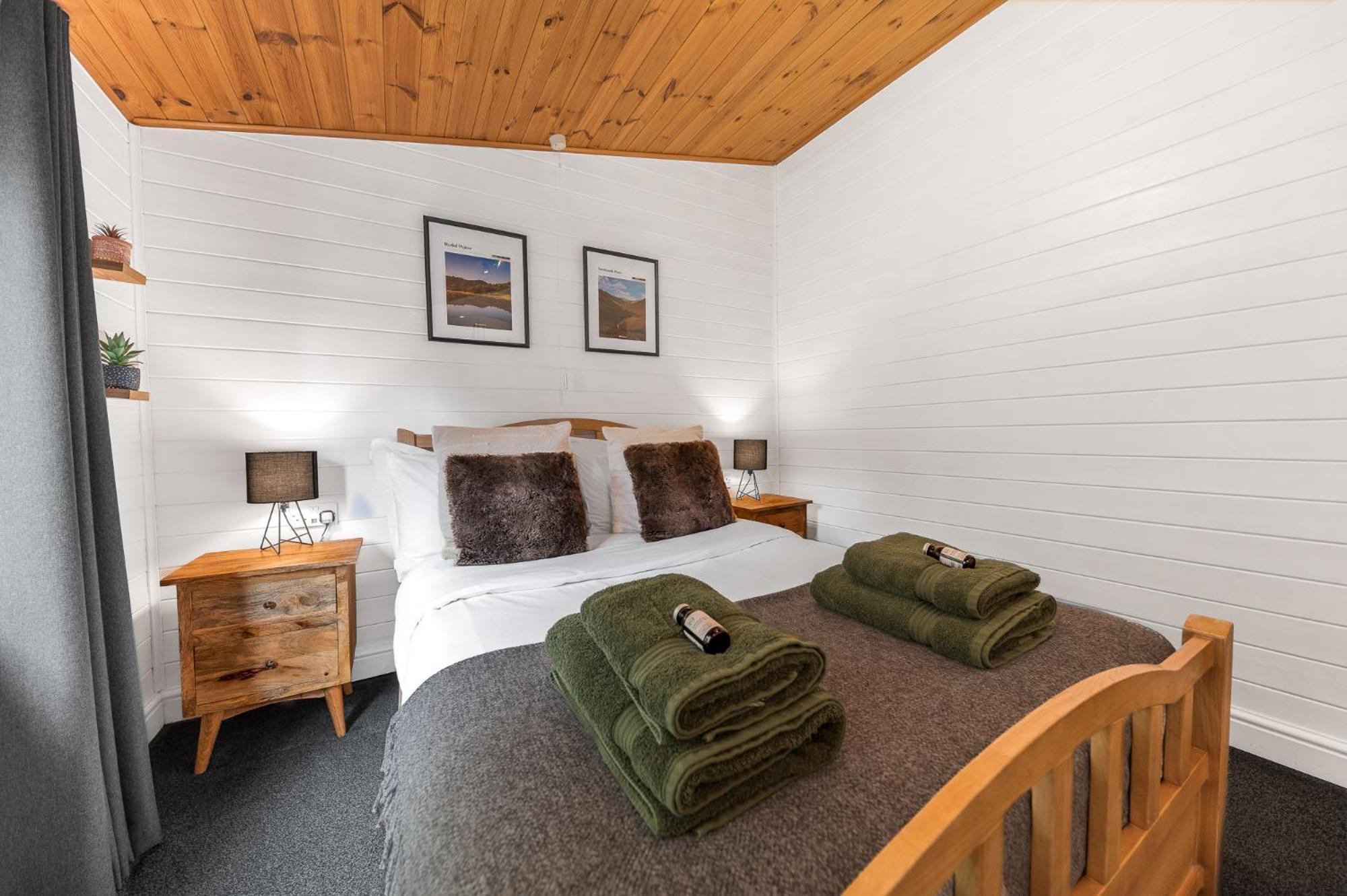 Bowness 45 - 2 Bedroom Lake Windermere Lodge מראה חיצוני תמונה